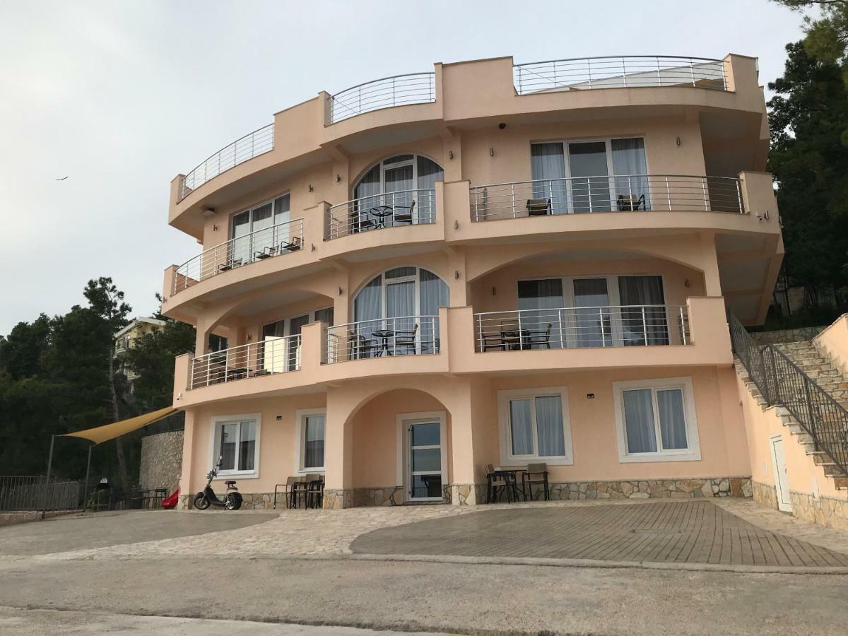 Villa Grand Bar Exterior photo